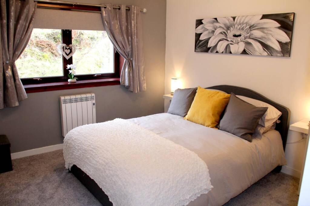 Premium Ground Floor Apartment, Near Fort William Town Centre Екстериор снимка