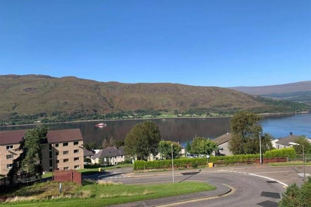 Premium Ground Floor Apartment, Near Fort William Town Centre Екстериор снимка
